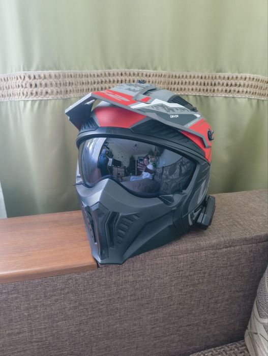 Продам шолом з мото гарнітурою