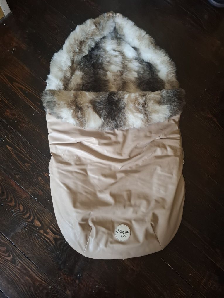 Śpiworek do wozka