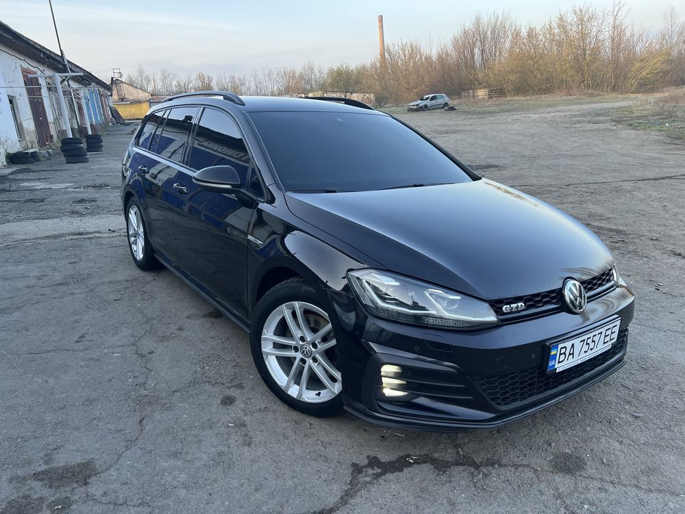 Продам Volkswagen golf  VII 7 GTD 2018