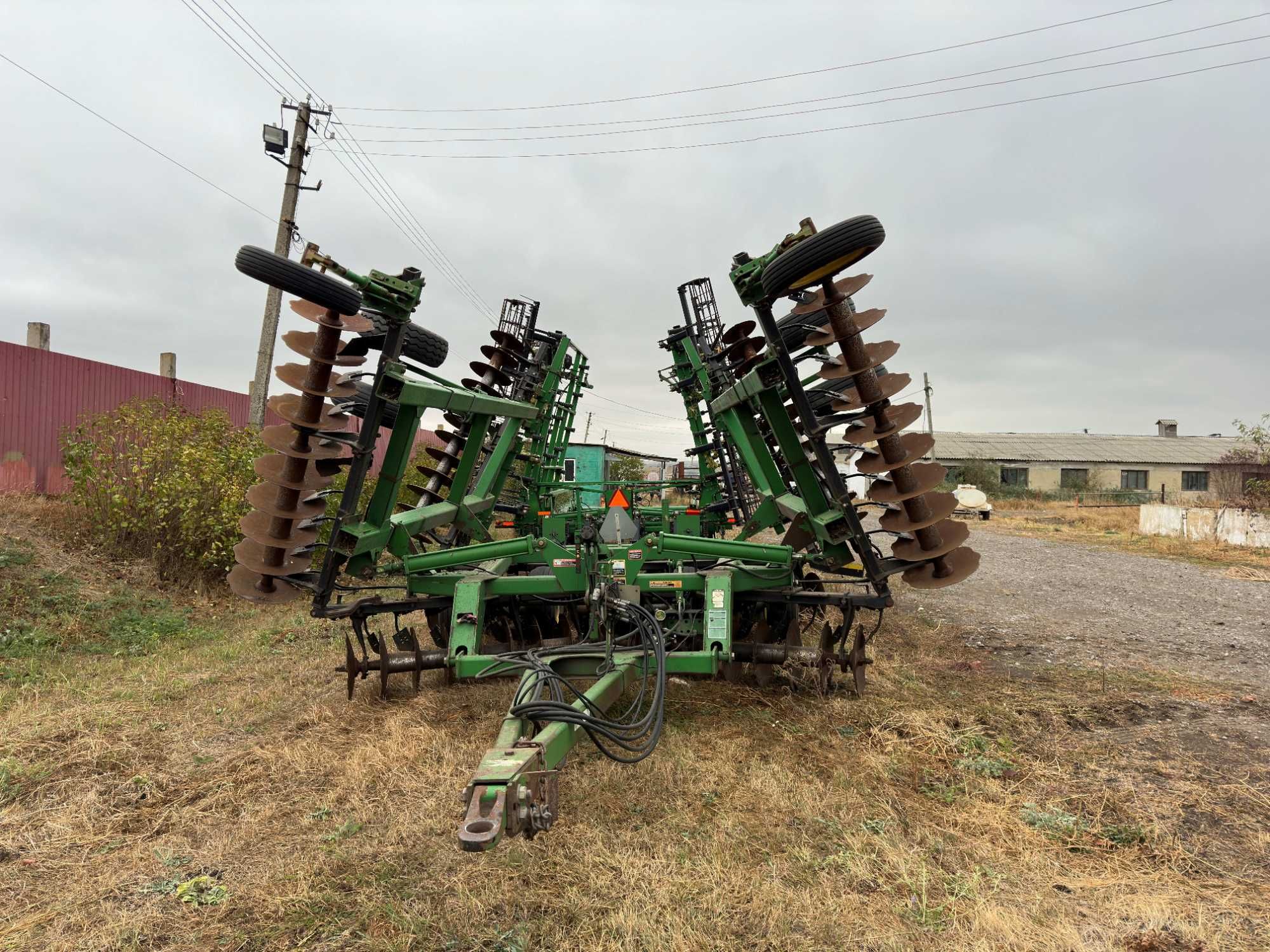 John Deere 637 Дискова борона