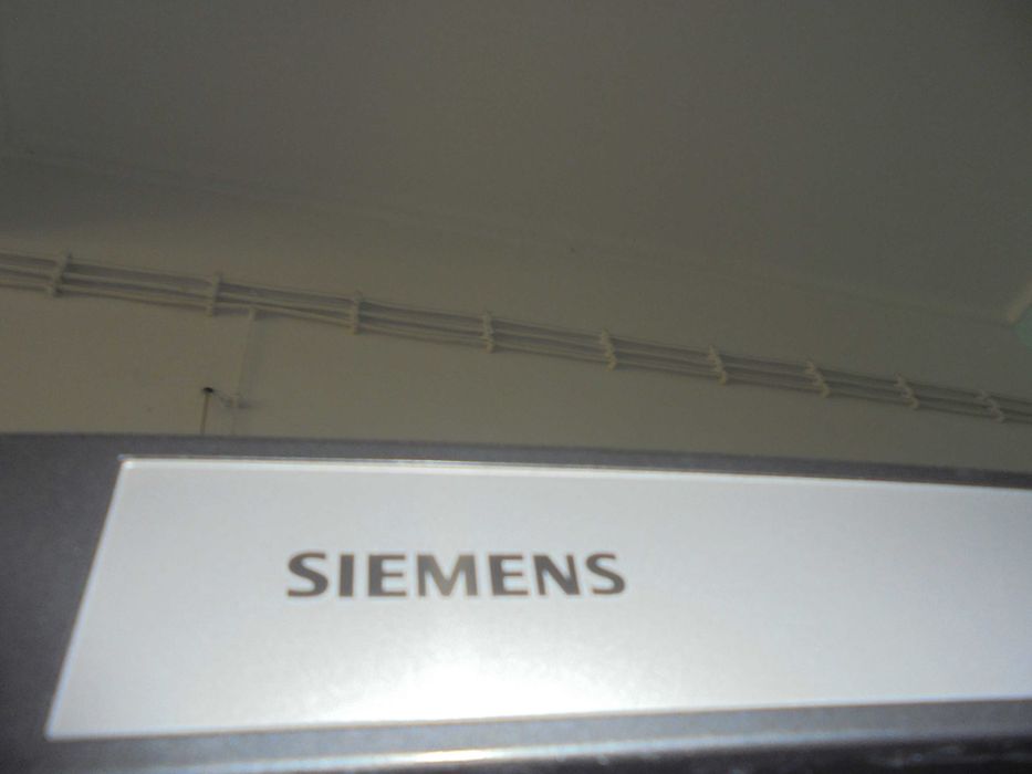 Frigorifico - SIEMENS / Muito bom estado / Com garantia