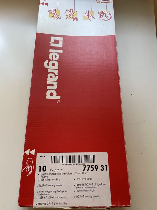 Legrand GALEA 2P+T Socket for Mounting in Technical Trunking64552777513345121