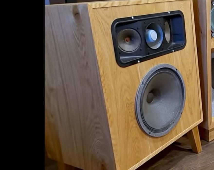 Zestaw kolumn stereo Isophon K3031 replika