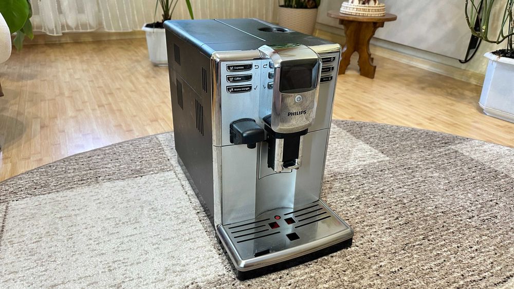 Кавомашина Philips Series 5000 EP5363/10