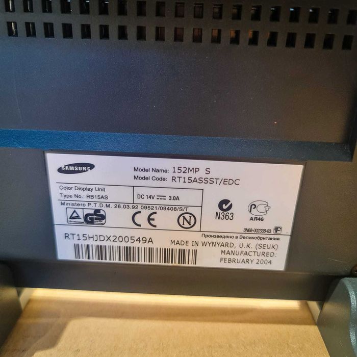 Monitor Samsung SyncMaster 152MP – LCD 15” (2004)