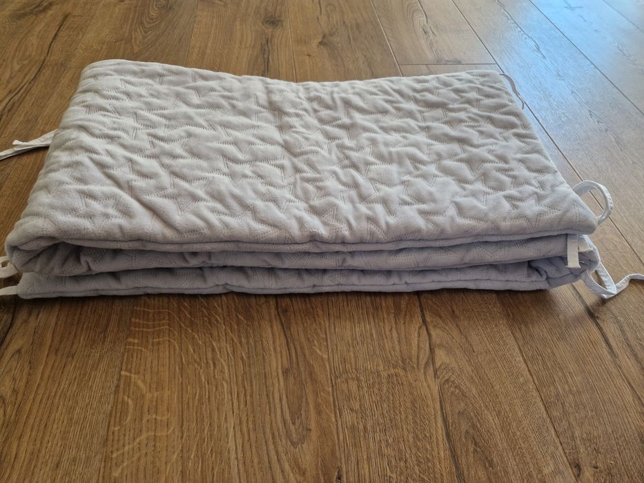 Ochraniacz do łóżeczka dziecięcego Velvet