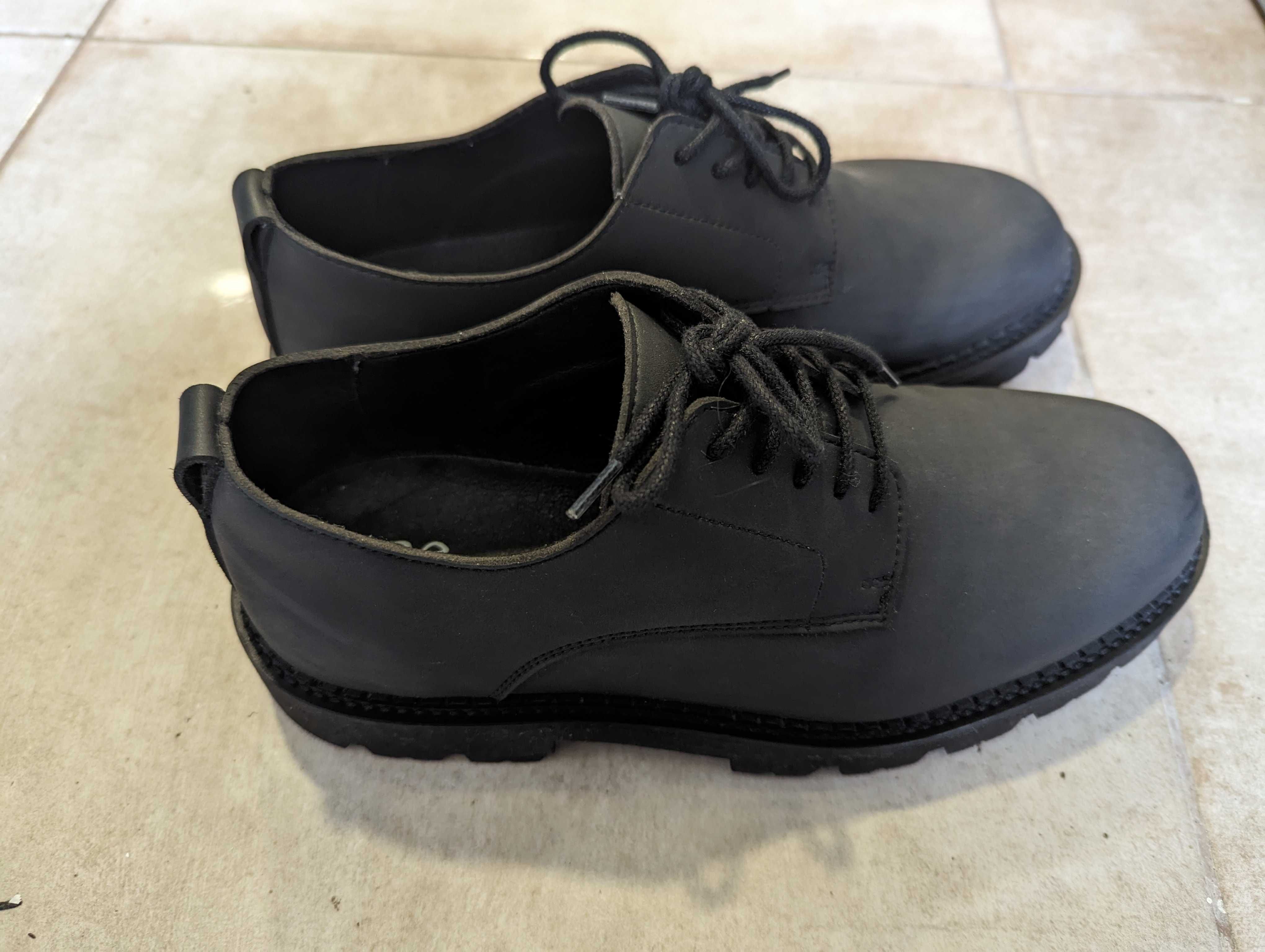 Sapato preto Vegan da NAE (Homem)
