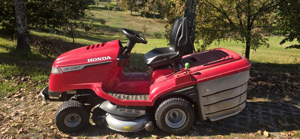 Trator corta relva Honda HF 2417 HME