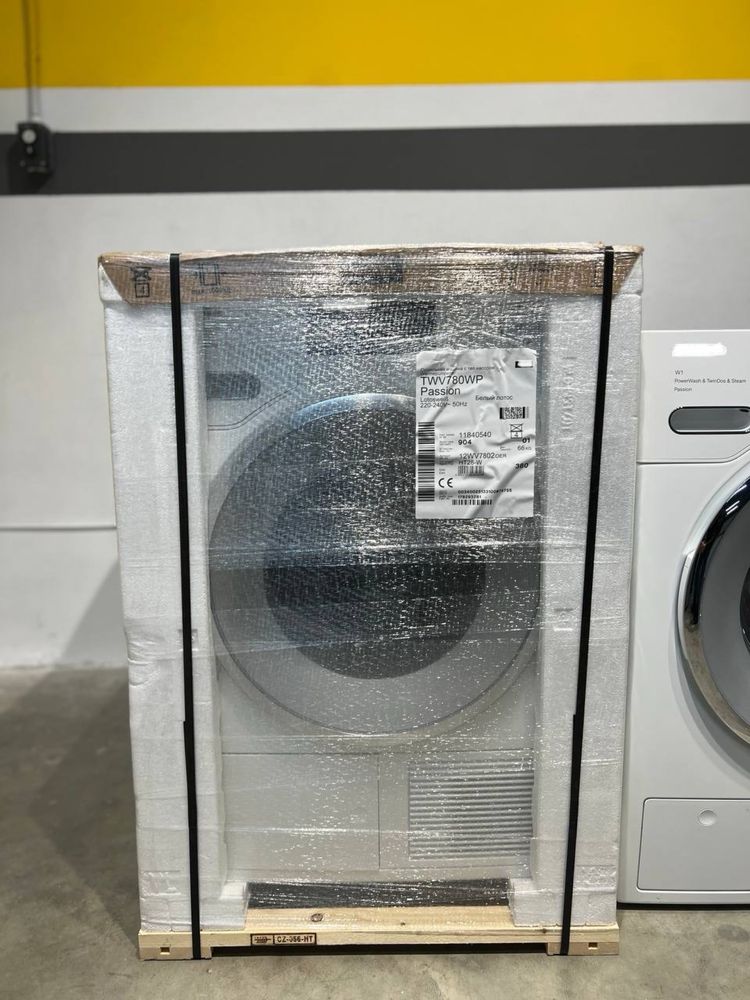 Комплект пральної WWV 980 WPS та сушильної машини TWV 780 WP Passion
