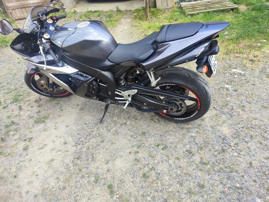 Yamaha R1 rn12 (niski przebieg)