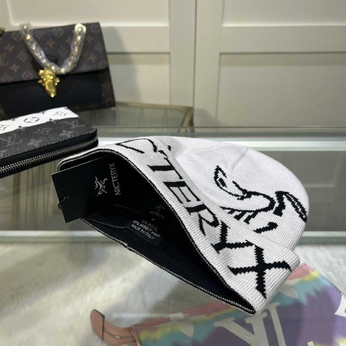 Czapka Arc'teryx, Biały