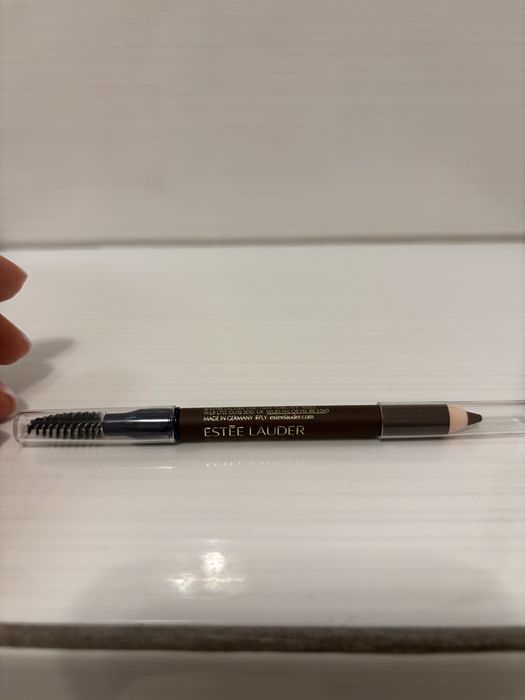 Kredka do brwi Estee Lauder