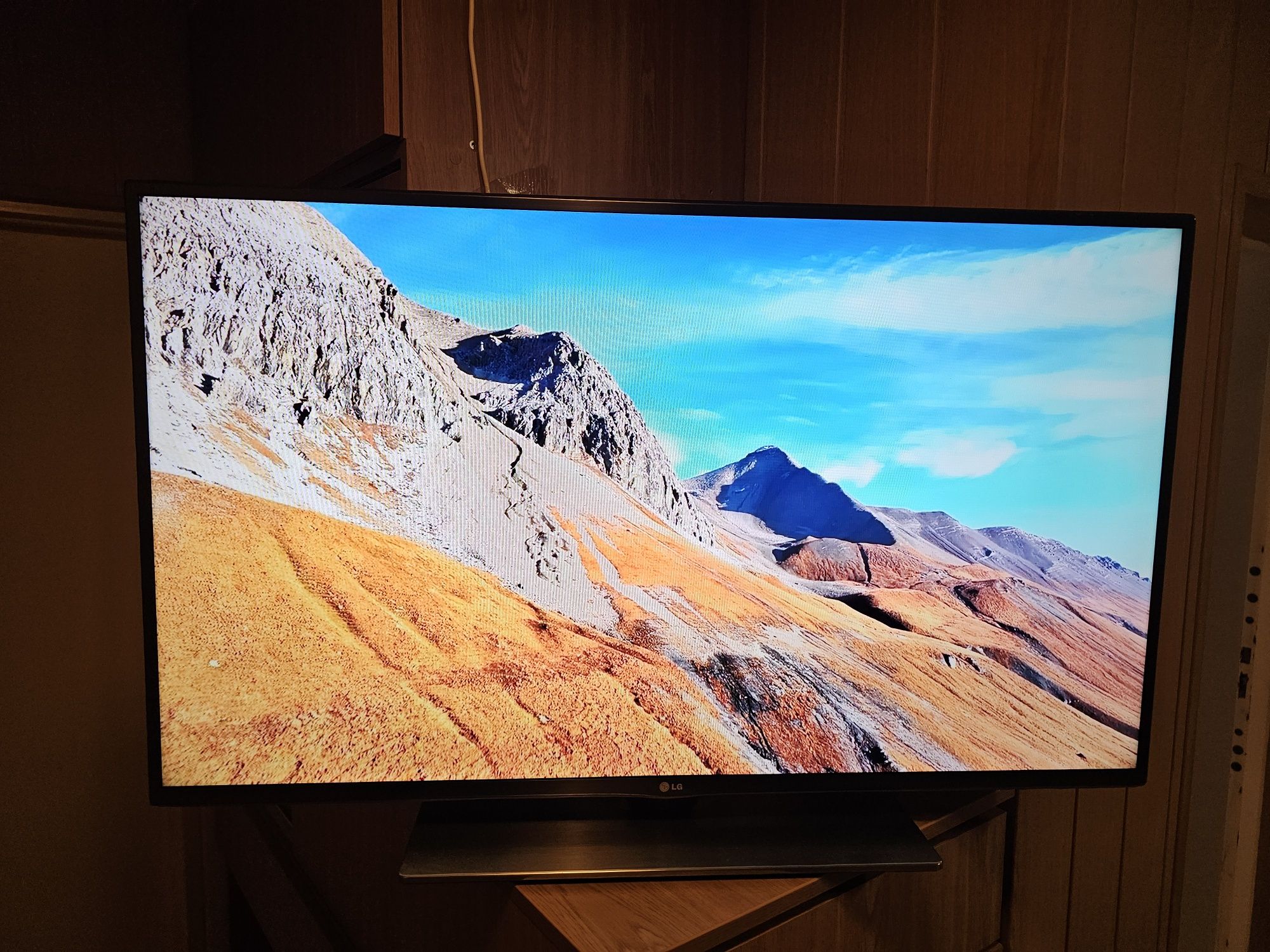 Telewizor LG 42 smart tv WiFi