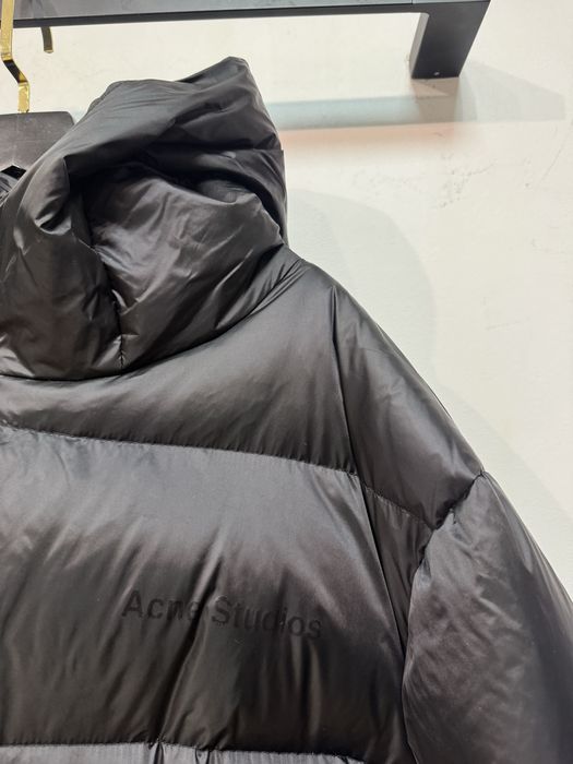 Пуховик Акнє 2025/26