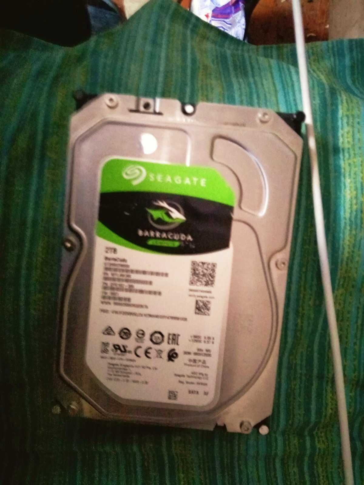 HDD диск Seagate Barracuda 2 TB продам, обмен.