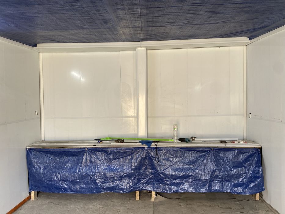 Продам гараж р-он,атобазар,ціна договірна.