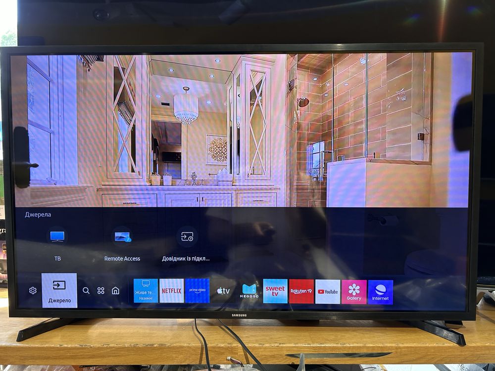 43” Smart телевізор Samsung 43T5300, WiFi, 2022 рік