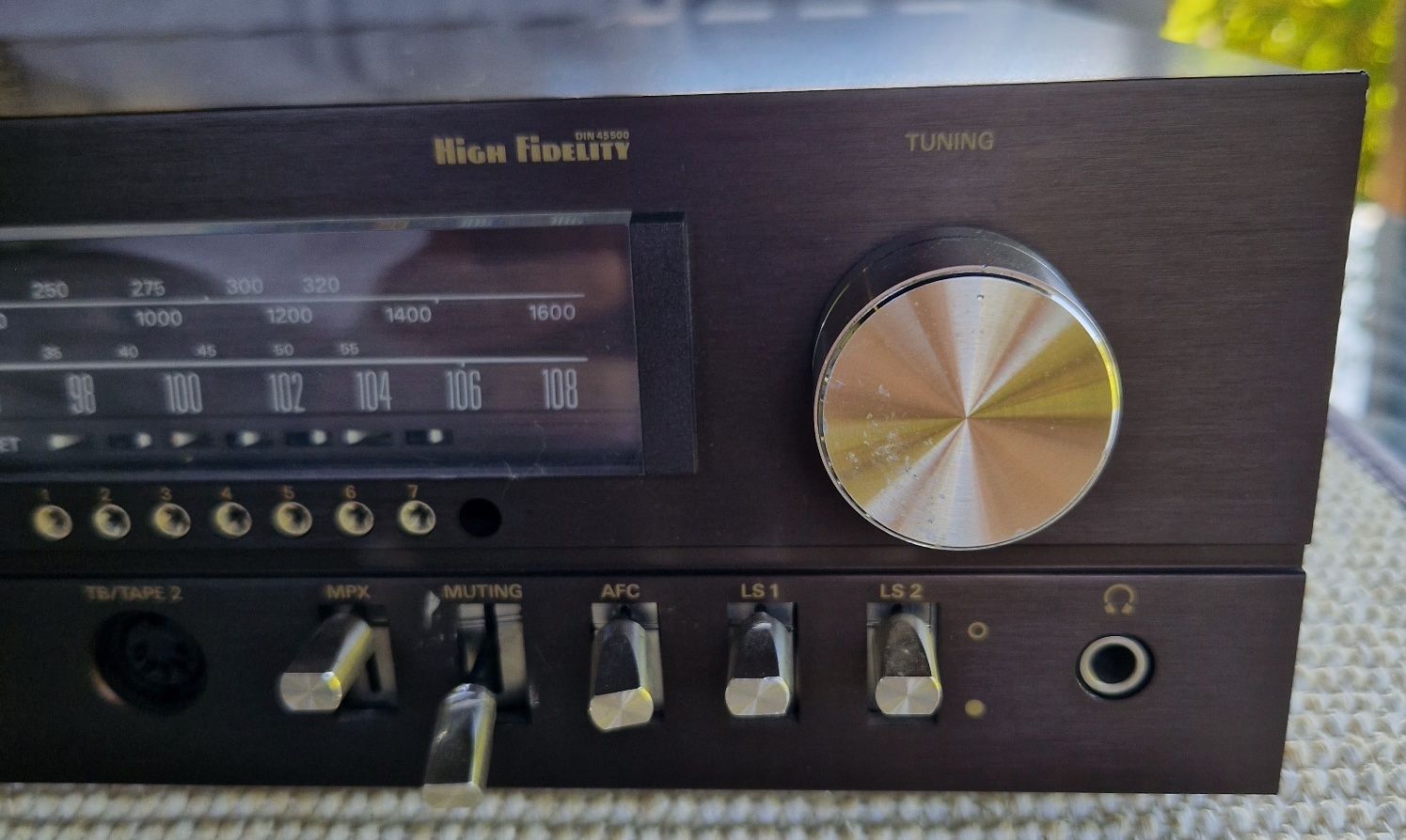 Amplituner Grundig R 1000