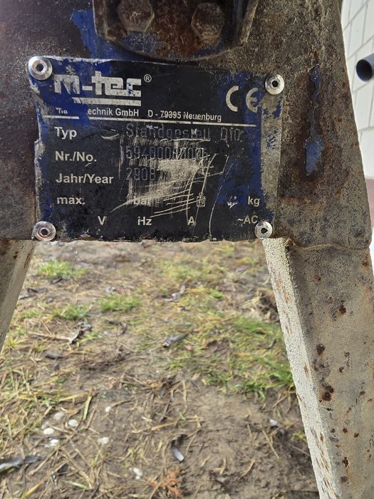 Agregat tynkarski m-tec D10 
Mieszalnik D10-III, systematyc