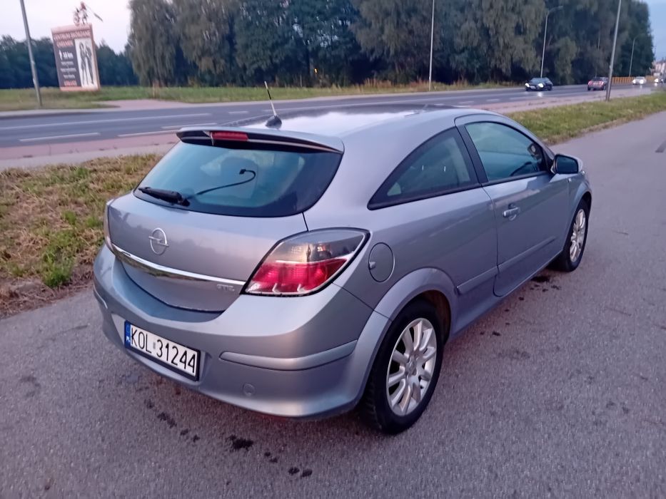 Opel Astra GTC 1.6 Benzyna