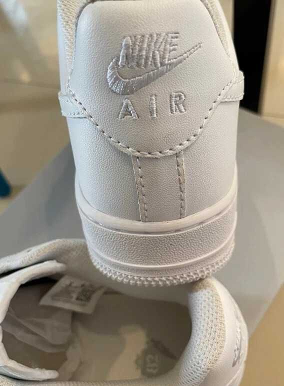 Biały\NikeForce1*airDamskieKomfort ZniżkaTrampkiNeutralne 43