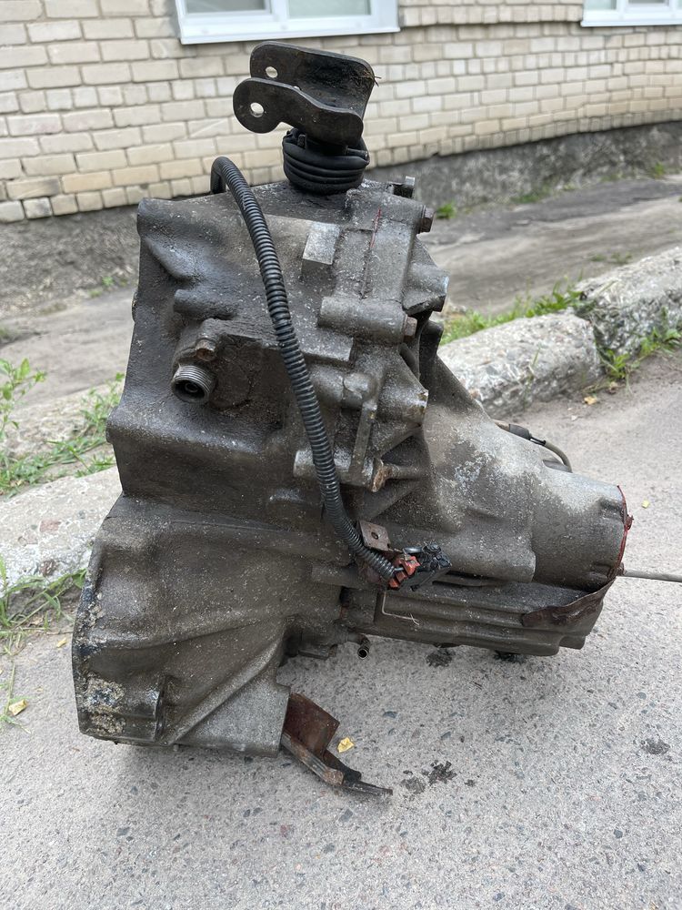 КПП Nissan primera 1996 1.6 бензин