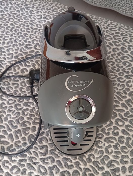 Vendo máquina de café em muito bom estado