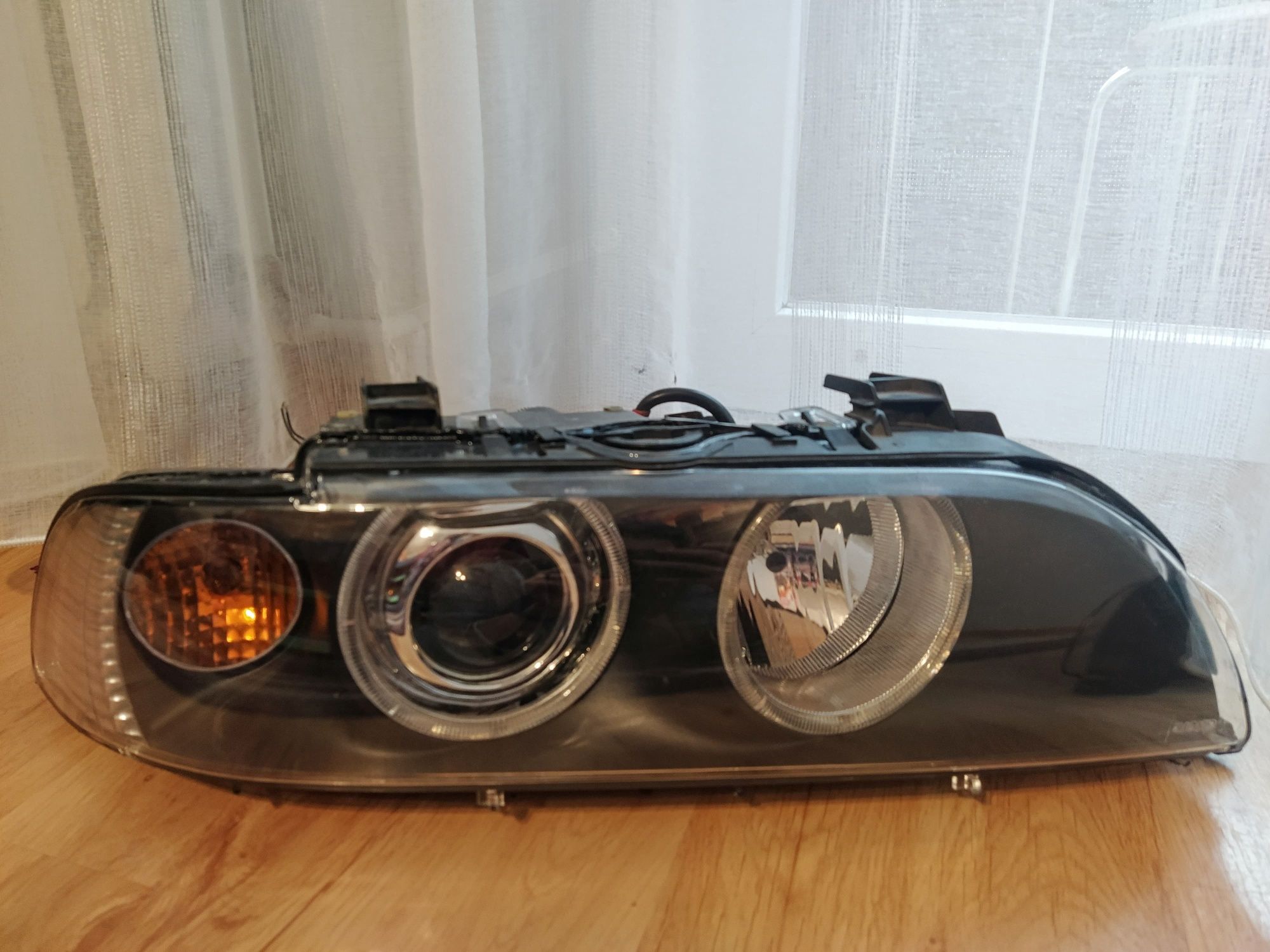 Reflektory  bi Xenon bi LED evox-r 2.0 BMW e39 polift