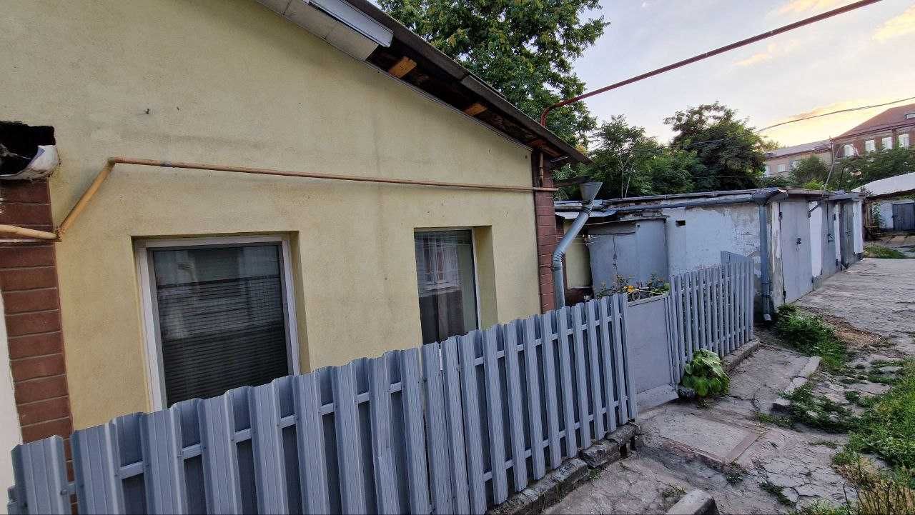 Продам часть дома, Центр. Островского, Озерка