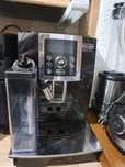 Ekspres DeLonghi
