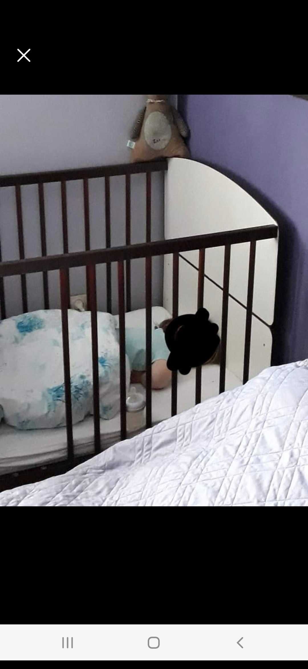 Łóżeczko dziecięce z materacem