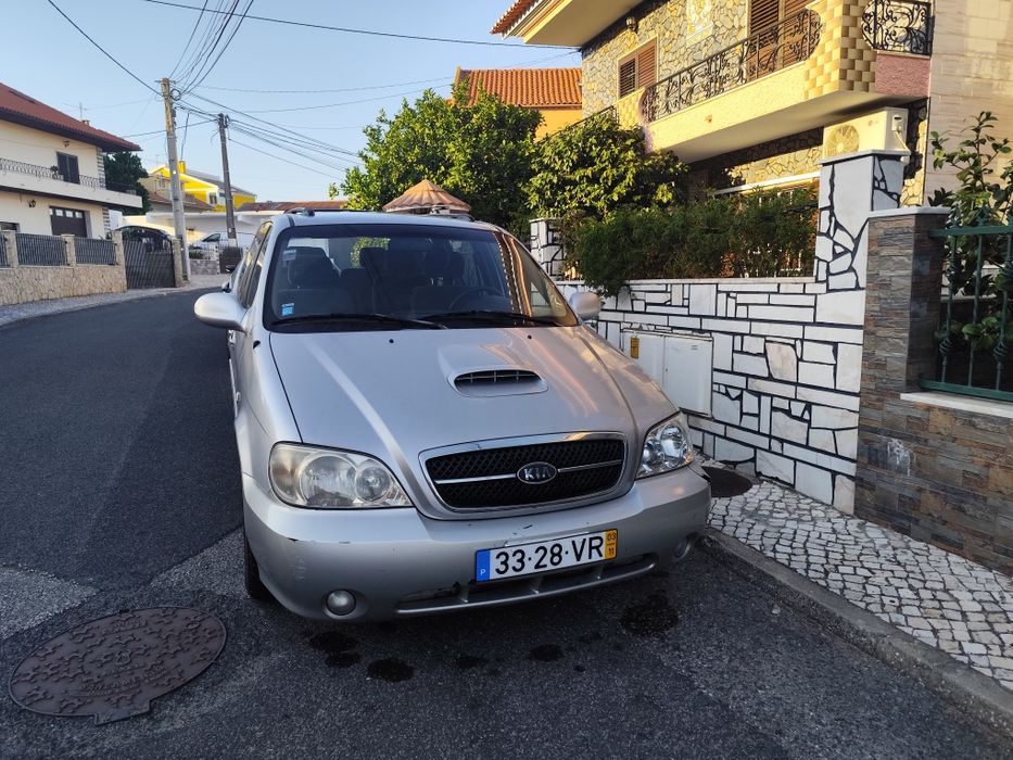 Kia Carnival facelift  versão One