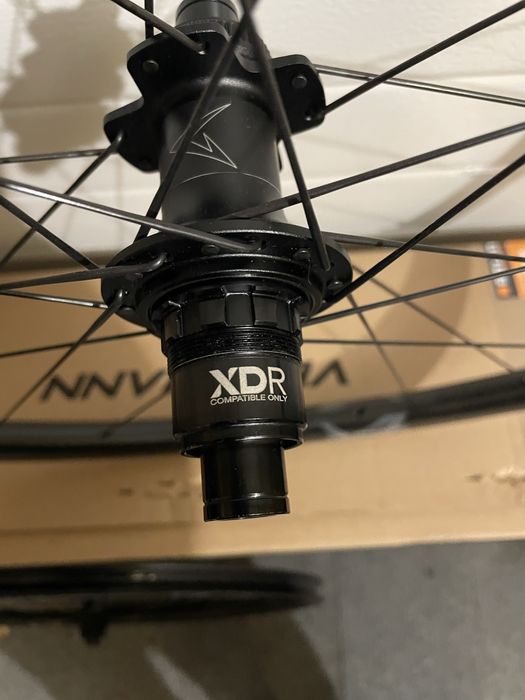 KARBONOWE KOŁA Bianchi Velomann Palladium