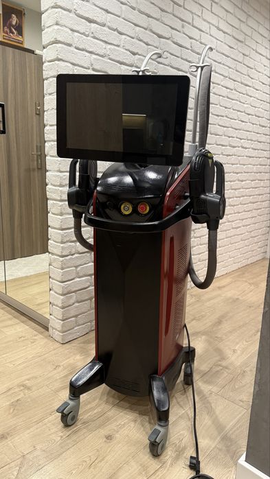 Urządzenie kosmetologiczne EMS