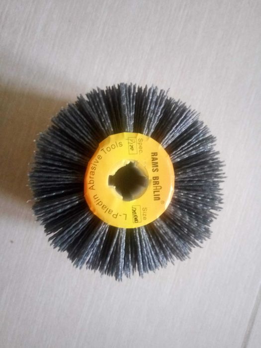 Szczotka walcowa do satyniarki 120 x 100 x 19 gradacja 120 i 180