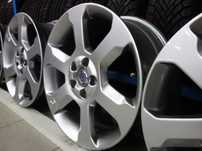 17/5x108 Felgi Aluminiowe Volvo Xc70 Oryginalne extra stan