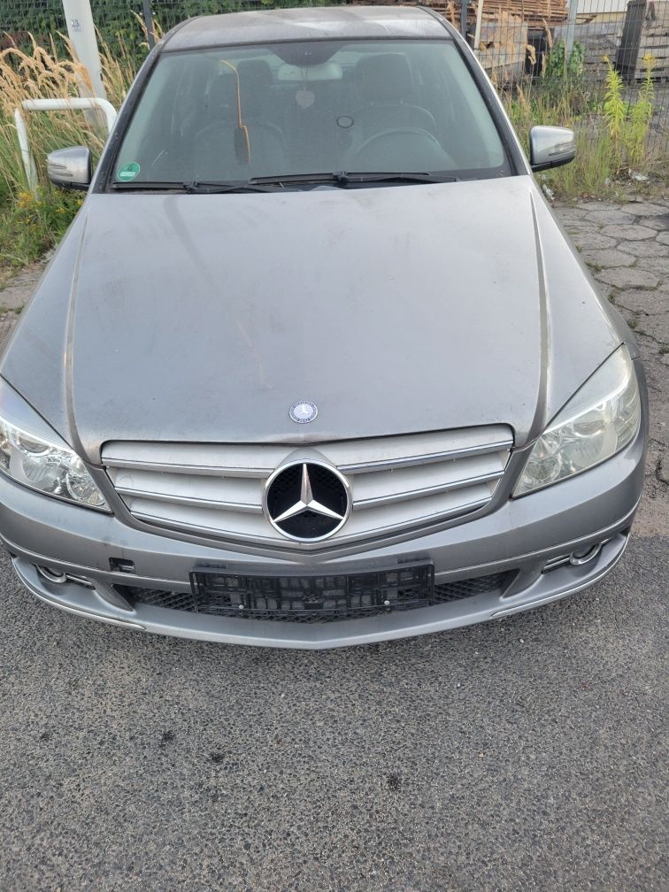 Sprzedam Mercedesa C 220 CDI