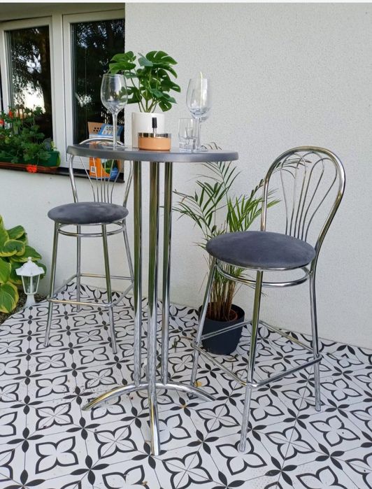 Zestaw krzesła barowe i stolik