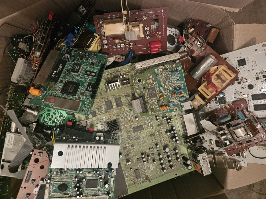 Złom płytki elektroniczne
