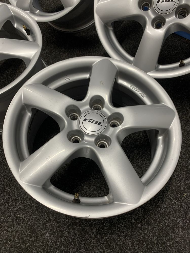 Диски R15 5/112  Volkswagen Cadyy,Golf,Touran,Passat,Skoda A5