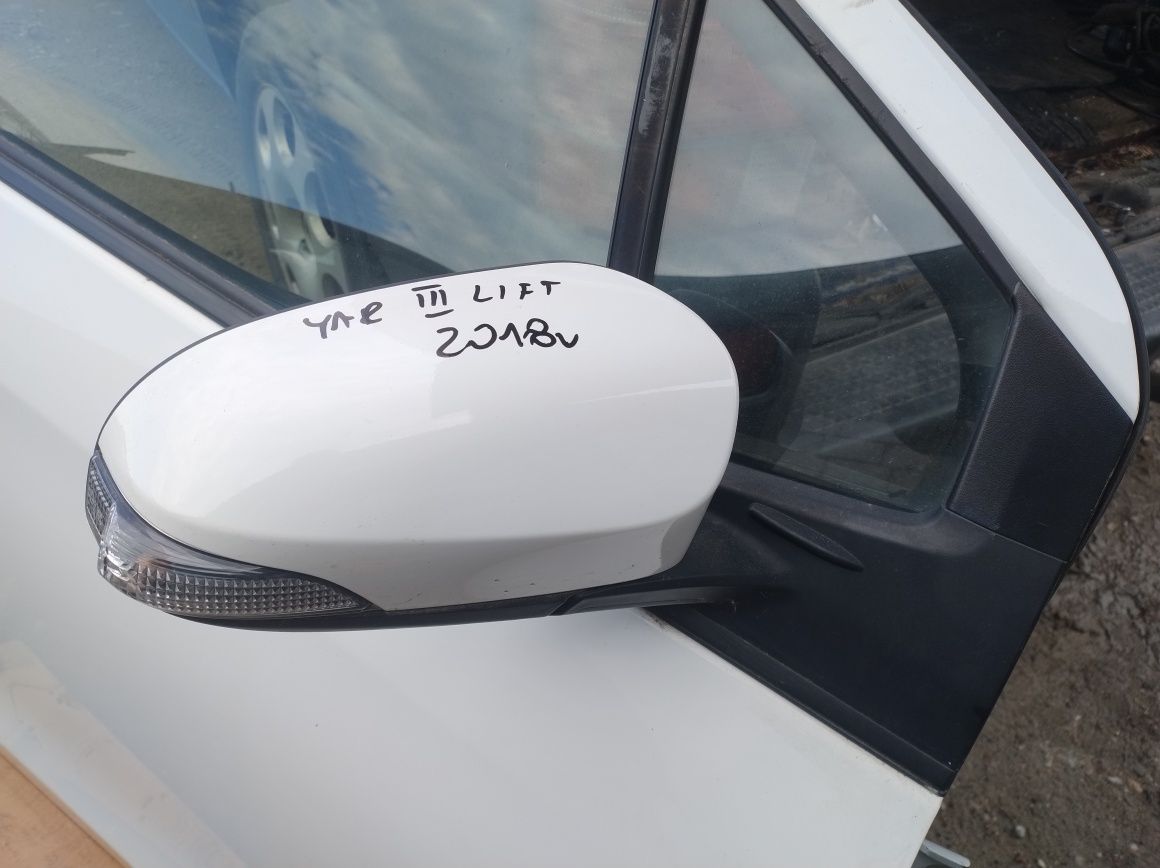Lusterko Zew Prawe Lak.040 Toyota Yaris III Lift Wysyłka