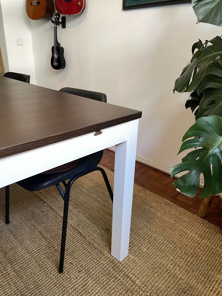 mesa extensível Bjursta madeira e branco