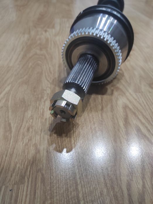 Піввісь полуось (пер. прав.) Hyundai Santa Fe 2006-10/Sorento 2010-12