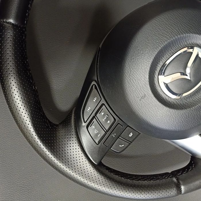 Руль Mazda 3 cx-3 cx-5 на ОБМІН