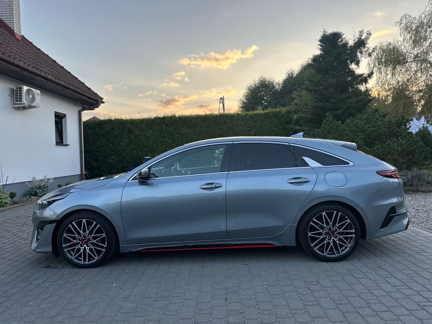 Kia ProCeed GT 1.6 T-GDI 204 KM DCT lunar silver 2022