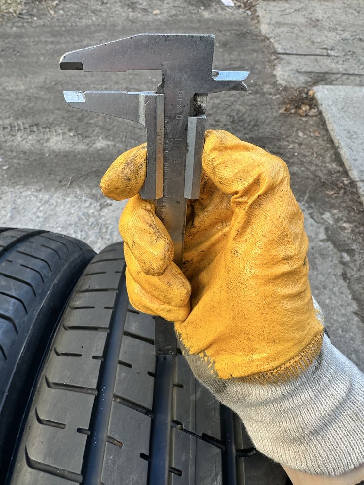 Шини 235 35 19 91Y Pirelli Pzero пара