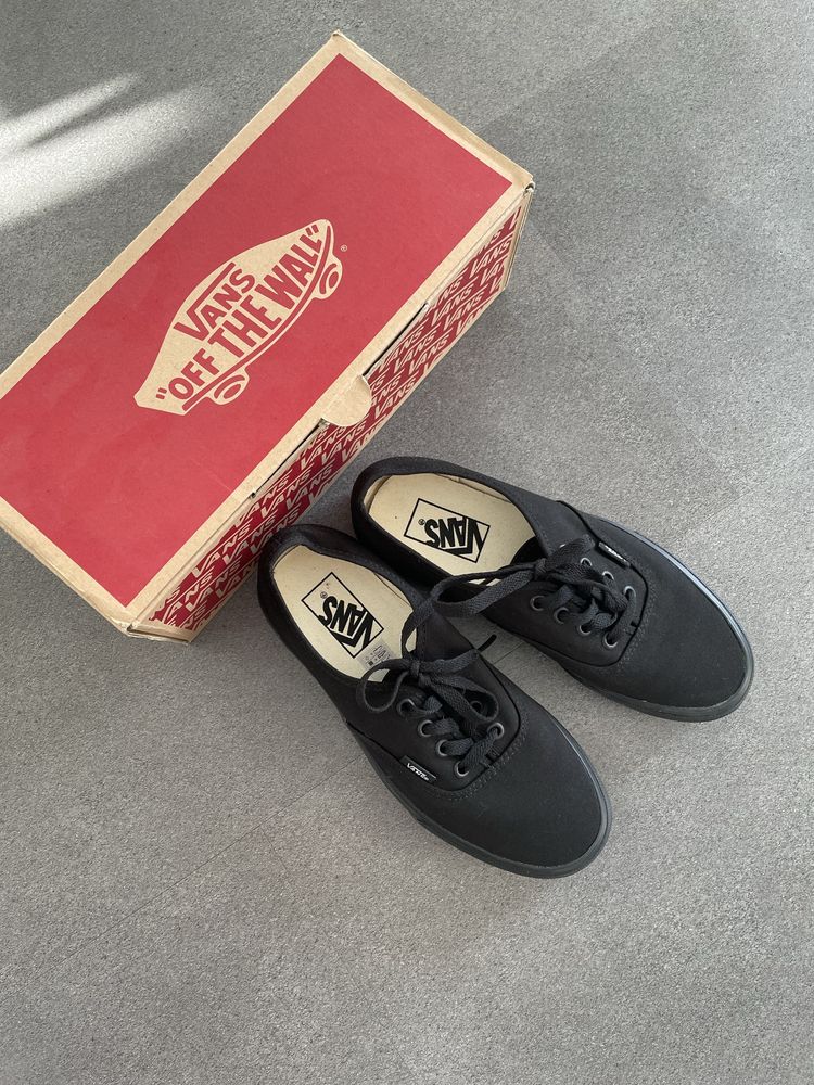 Vans кеди на шнурках 24 см устілка