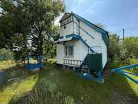 В продажу дачний будинок біля річки