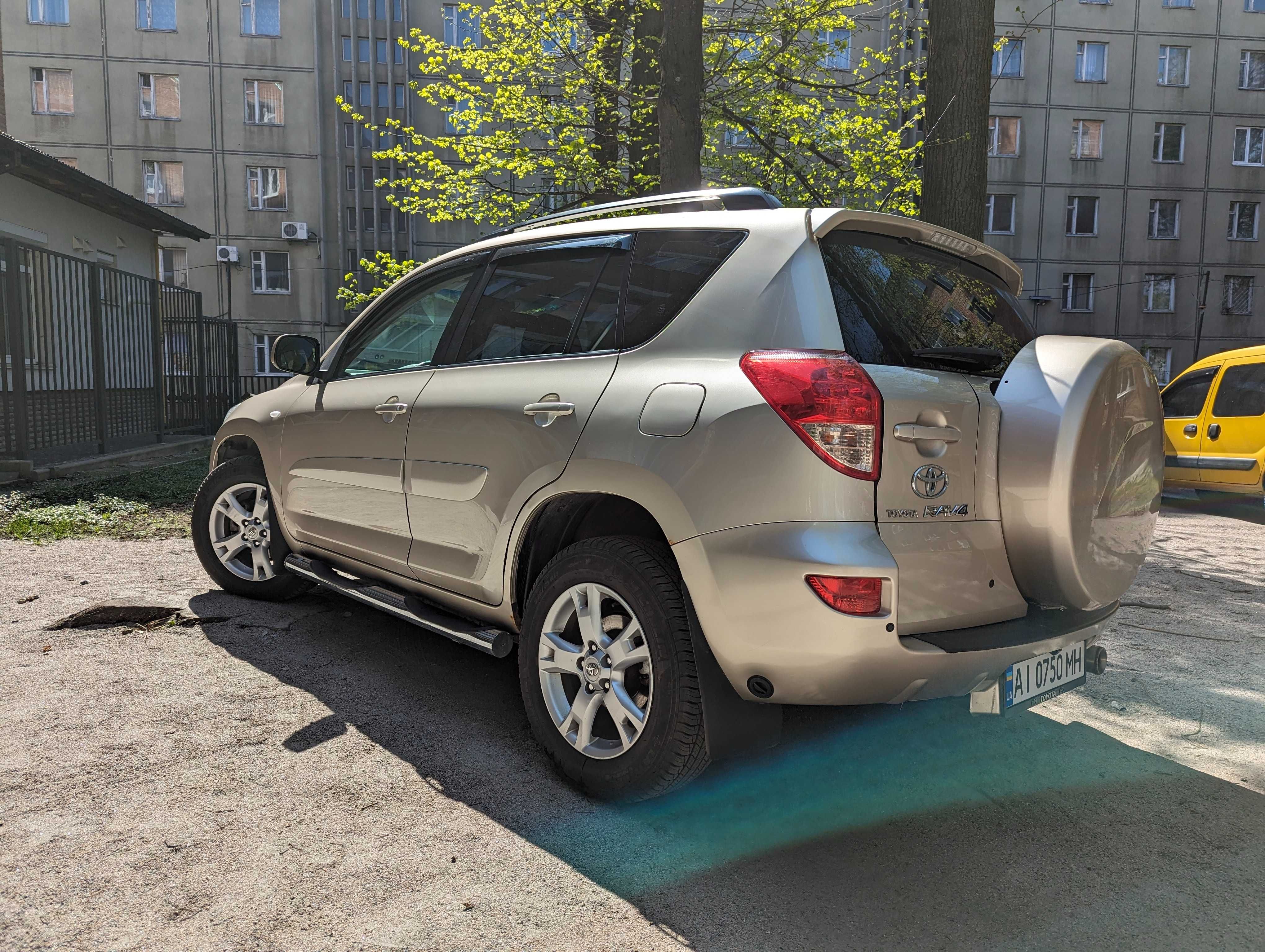 Продам Тайота Tayota RAV4 2008 року в відмінному технічному стані