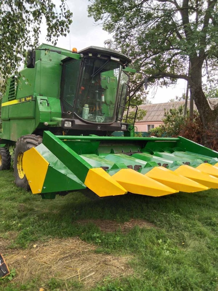 Жатка кукурузная КМС-6 John deere